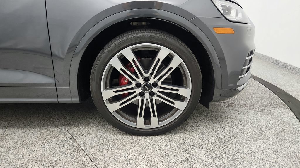 Used 2018 Audi SQ5 Prestige w/ Prestige Package AWD/4WD image 26