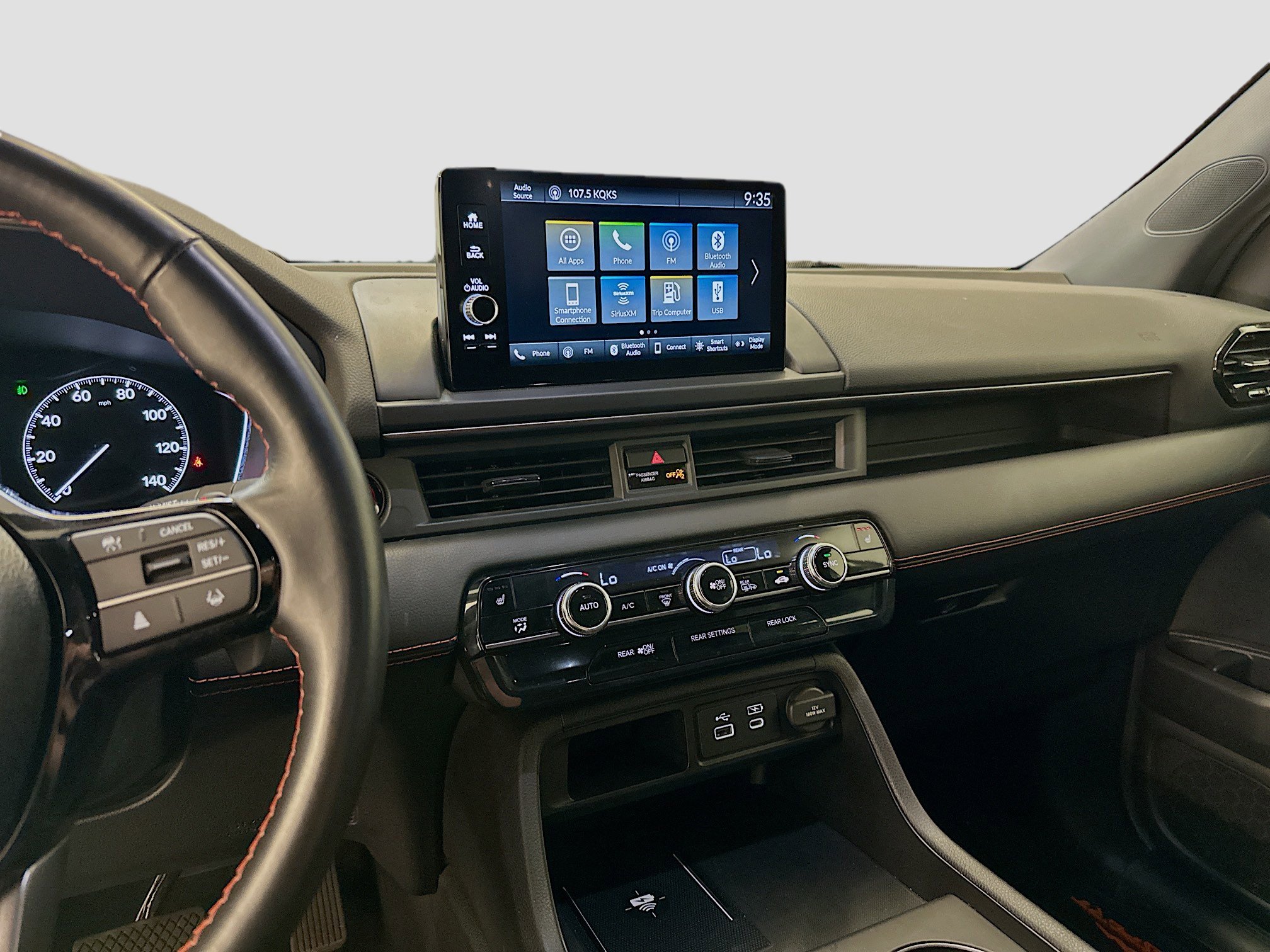 Used 2025 Honda Pilot TrailSport image 26