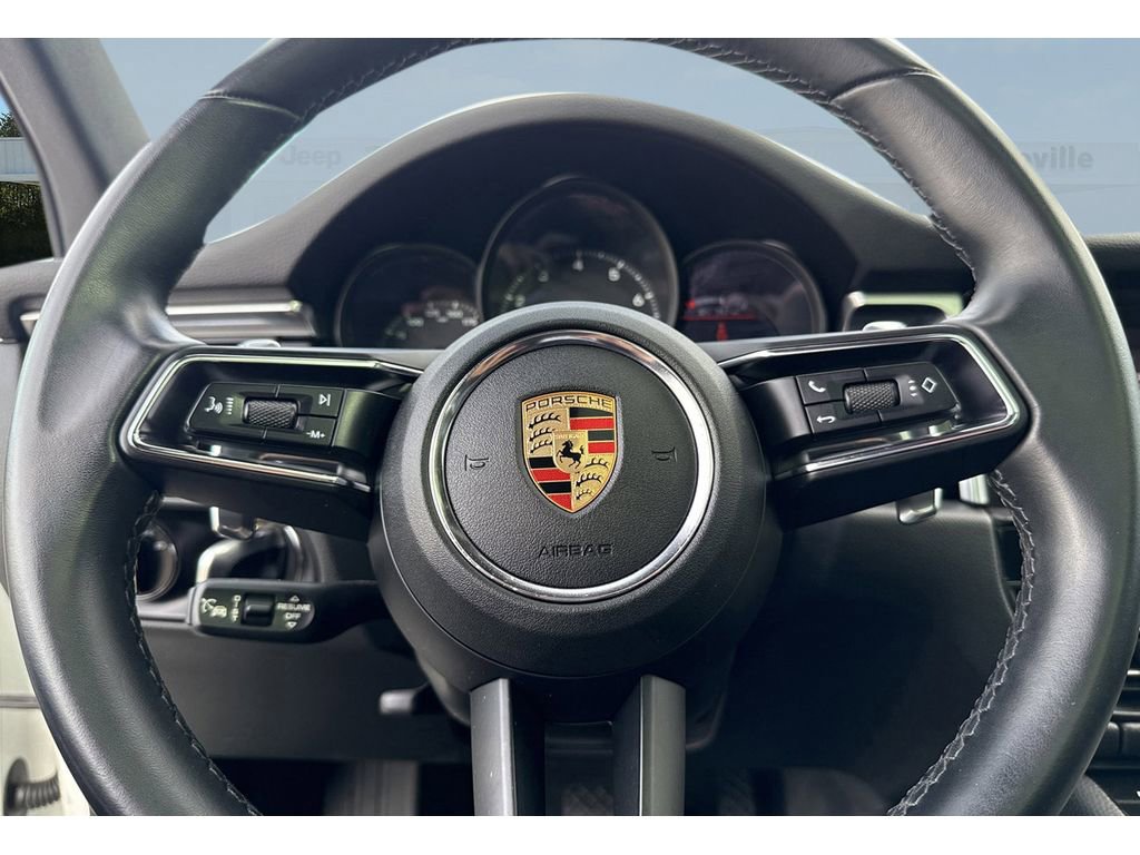 Used 2024 Porsche Macan Turbo image 15