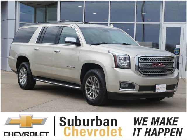 Used 2017 GMC Yukon XL SLT image 1