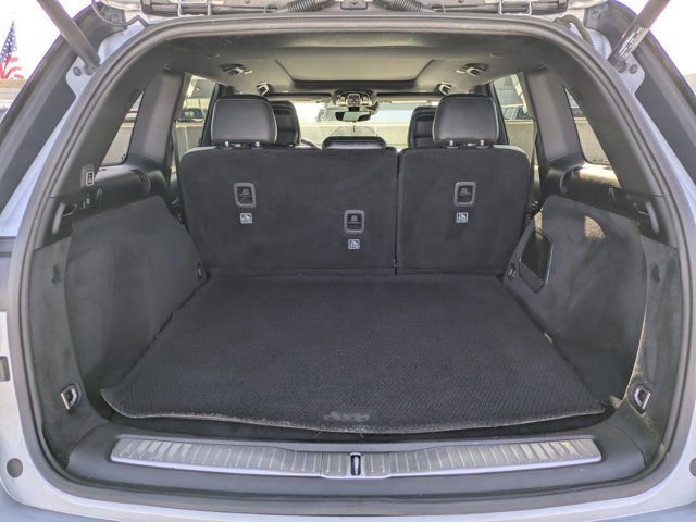 Used 2022 Jeep Grand Cherokee Summit AWD/4WD image 11
