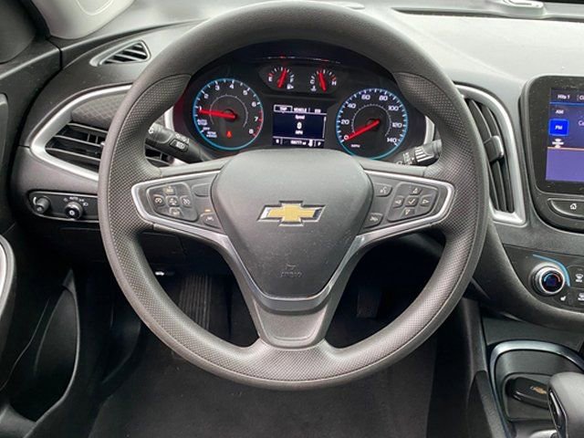 Used 2023 Chevrolet Malibu LT image 9