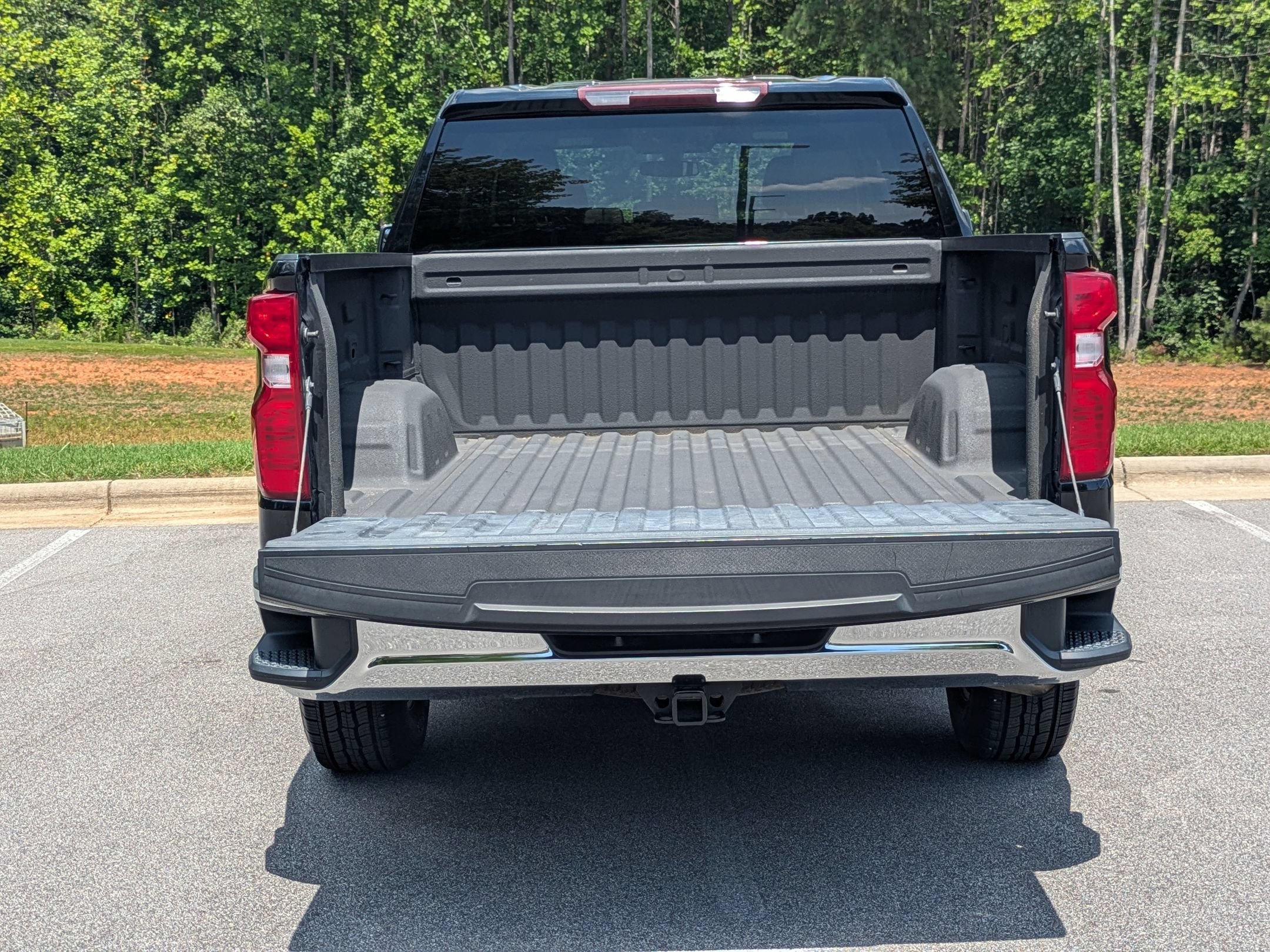 Used 2019 Chevrolet Silverado 1500 LT w/ All-Star Edition AWD/4WD image 28