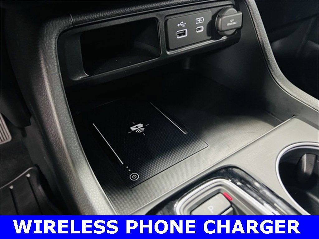 New 2025 Honda Pilot Touring image 10