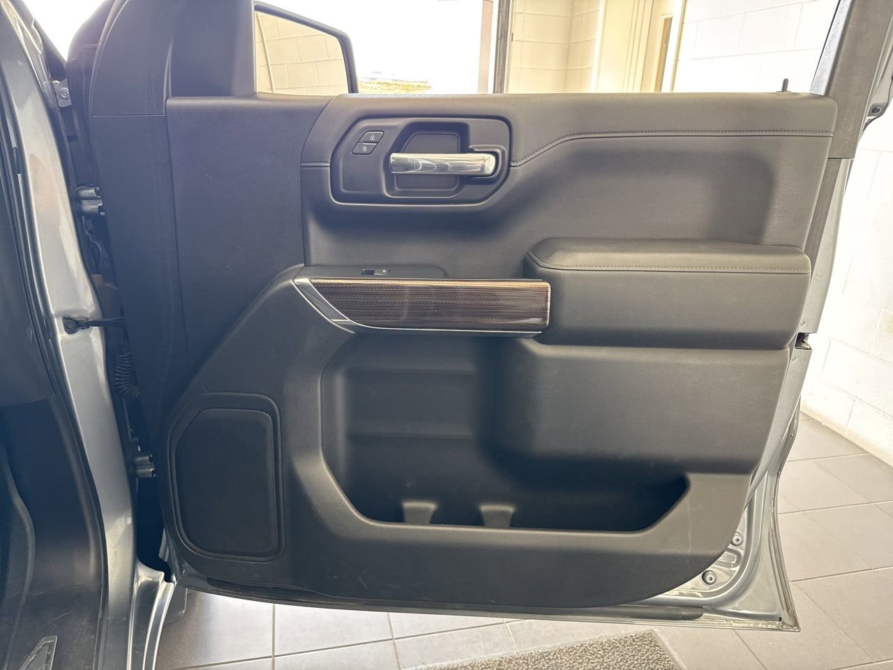 Used 2019 Chevrolet Silverado 1500 LT w/ All-Star Edition image 48
