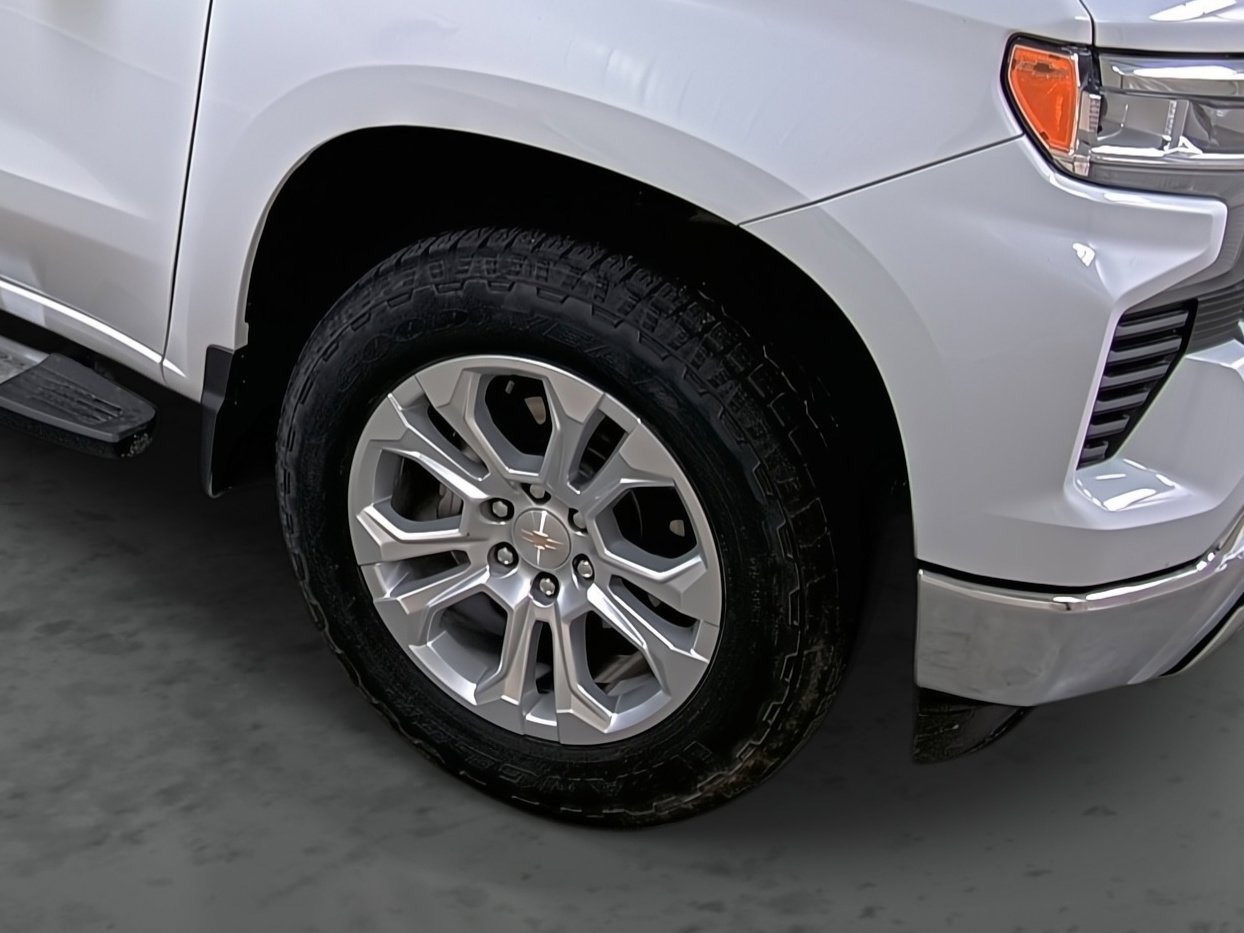 Used 2024 Chevrolet Silverado 1500 LTZ w/ Z71 Off-Road Package image 14