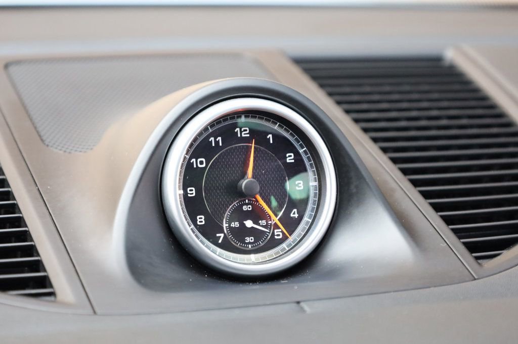 Used 2015 Porsche Macan Turbo image 31