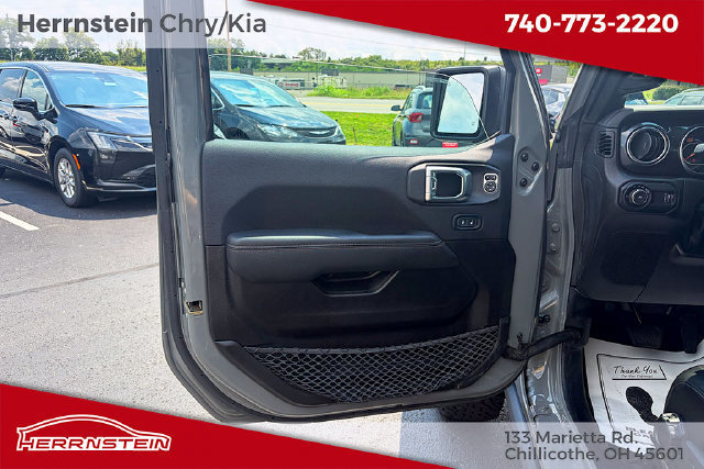 Used 2023 Jeep Wrangler Unlimited Rubicon 392 w/ Trailer Tow Package AWD/4WD image 14