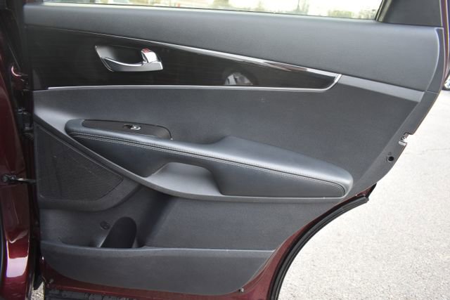 Used 2020 Kia Sorento LX image 39
