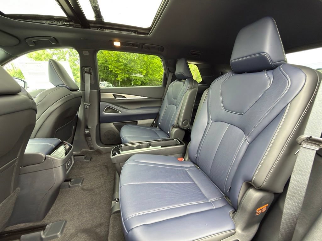 New 2027 INFINITI QX60 Sport w/ Dark Cargo Package AWD/4WD image 14