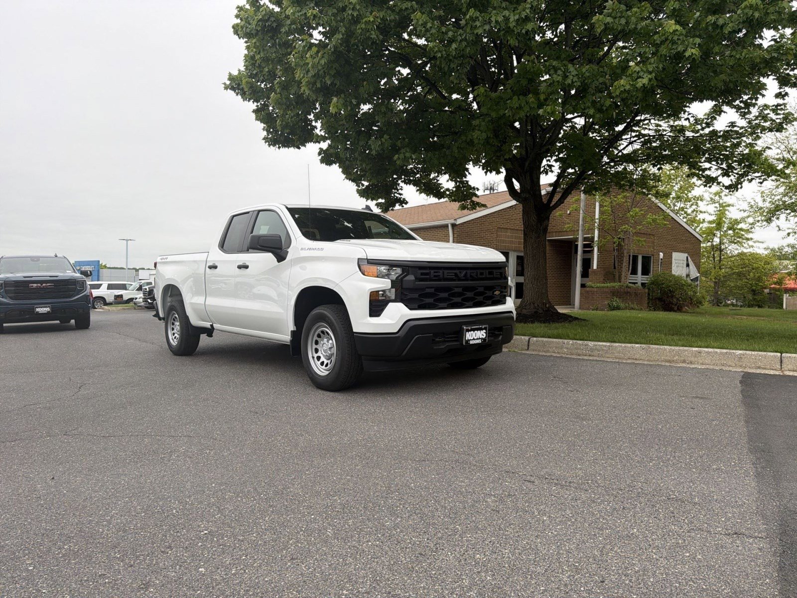 New 2026 Chevrolet Silverado 1500 W/T w/ WT Value Package AWD/4WD image 10
