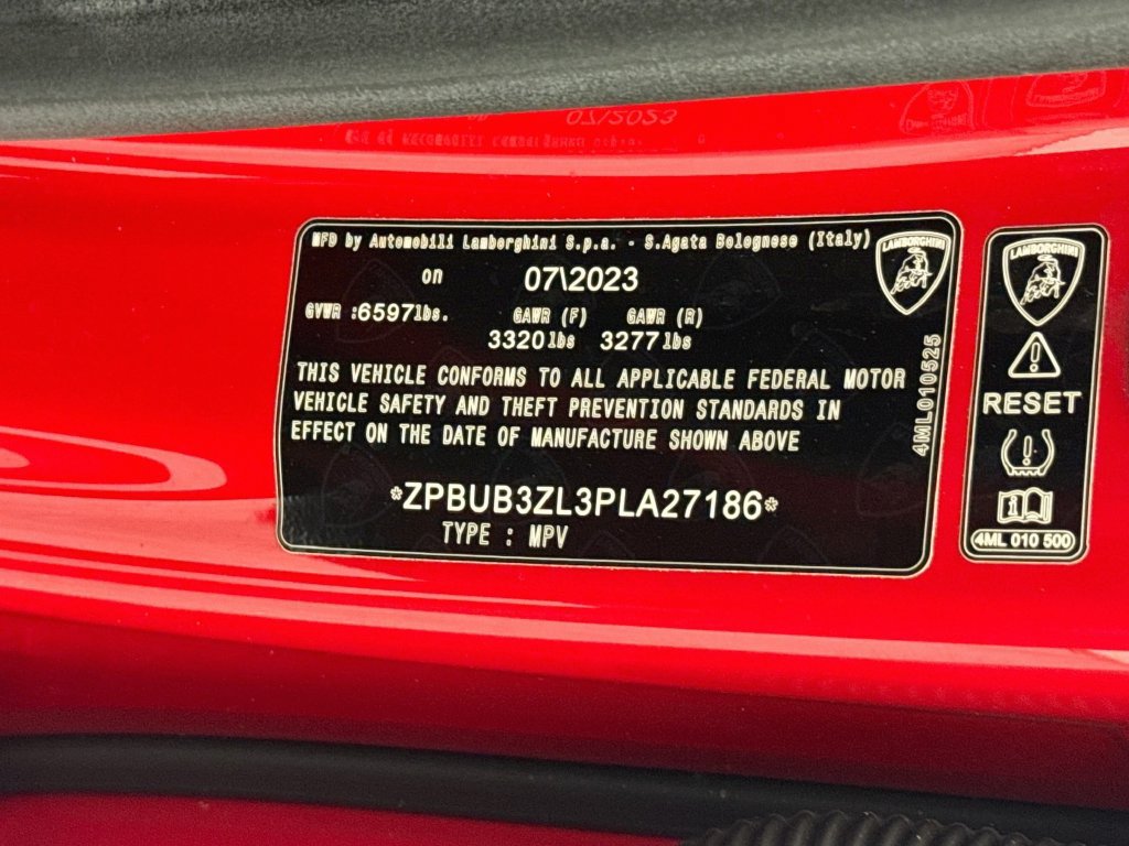 Used 2023 Lamborghini Urus S AWD/4WD image 34