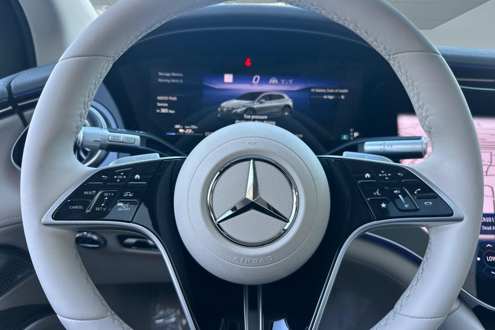New 2026 Mercedes-Benz EQS 400 4MATIC SUV image 11