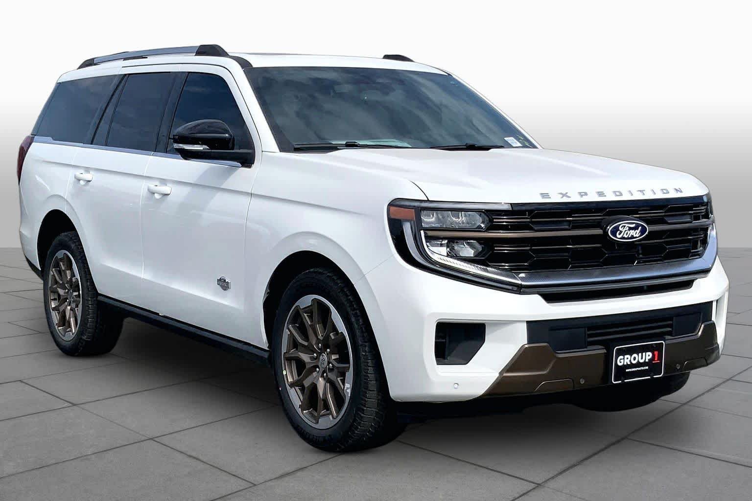 New 2027 Ford Expedition King Ranch RWD image 2