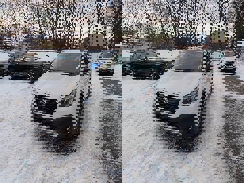 Used 2020 Subaru Outback Onyx Edition XT image 1