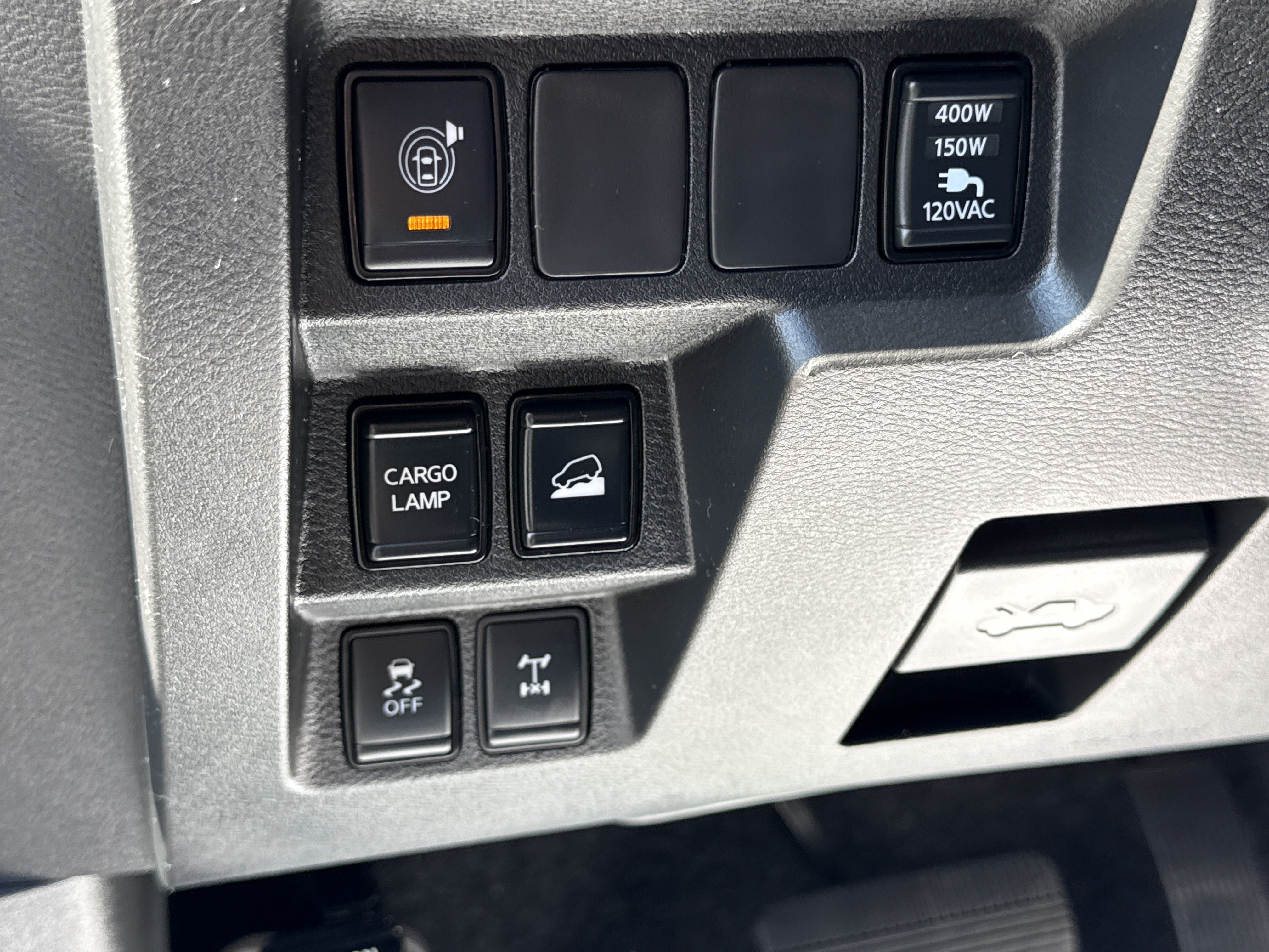 Certified 2024 Nissan Frontier PRO-4X w/ Pro Convenience Package AWD/4WD image 8