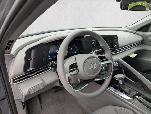 New 2026 Hyundai Elantra SE FWD image 12