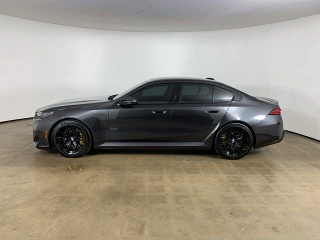 Used 2026 BMW M5 w/ Carbon Package AWD/4WD image 16