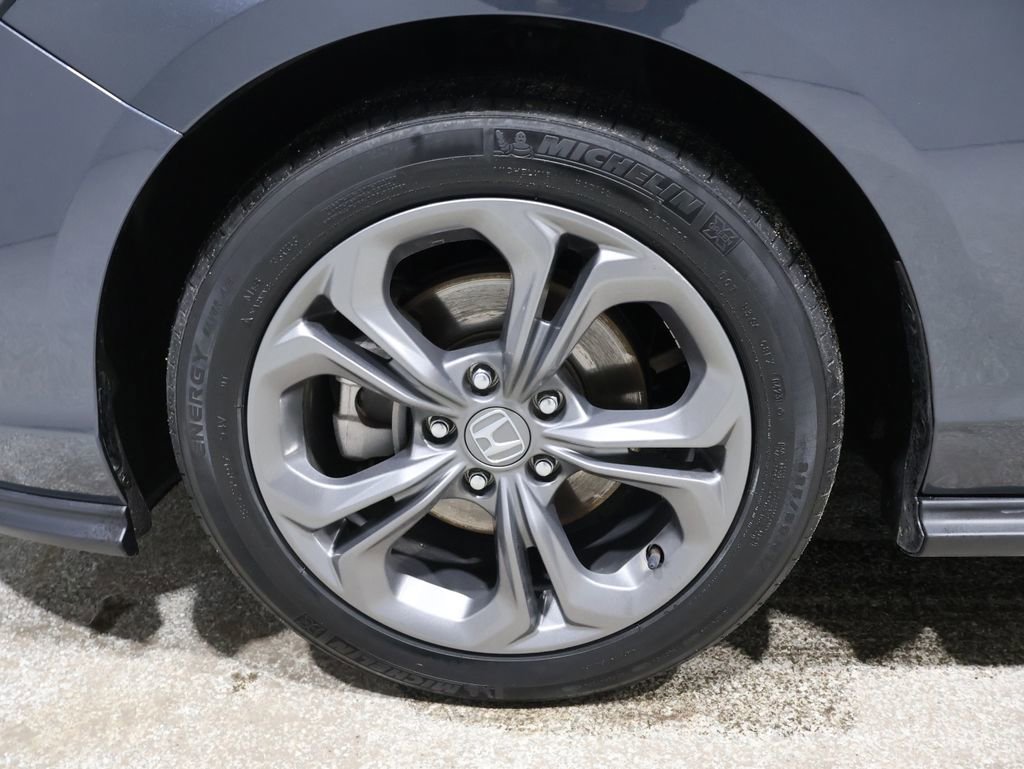 Used 2023 Honda Accord EX image 9