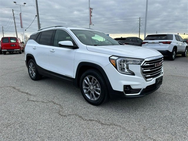 Used 2024 GMC Terrain SLT image 8