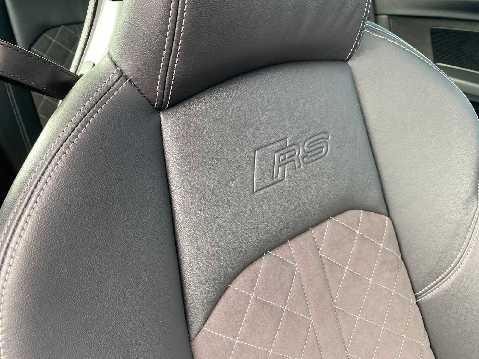 Used 2018 Audi RS 5 w/ Dynamic Plus Package image 29