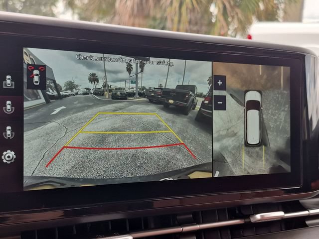 Used 2022 Kia Carnival SX FWD image 15