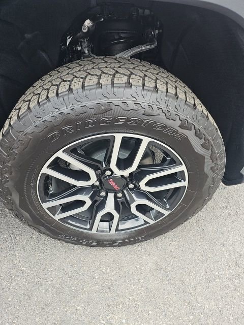 New 2026 GMC Sierra 1500 AT4 w/ AT4 Premium Package image 4