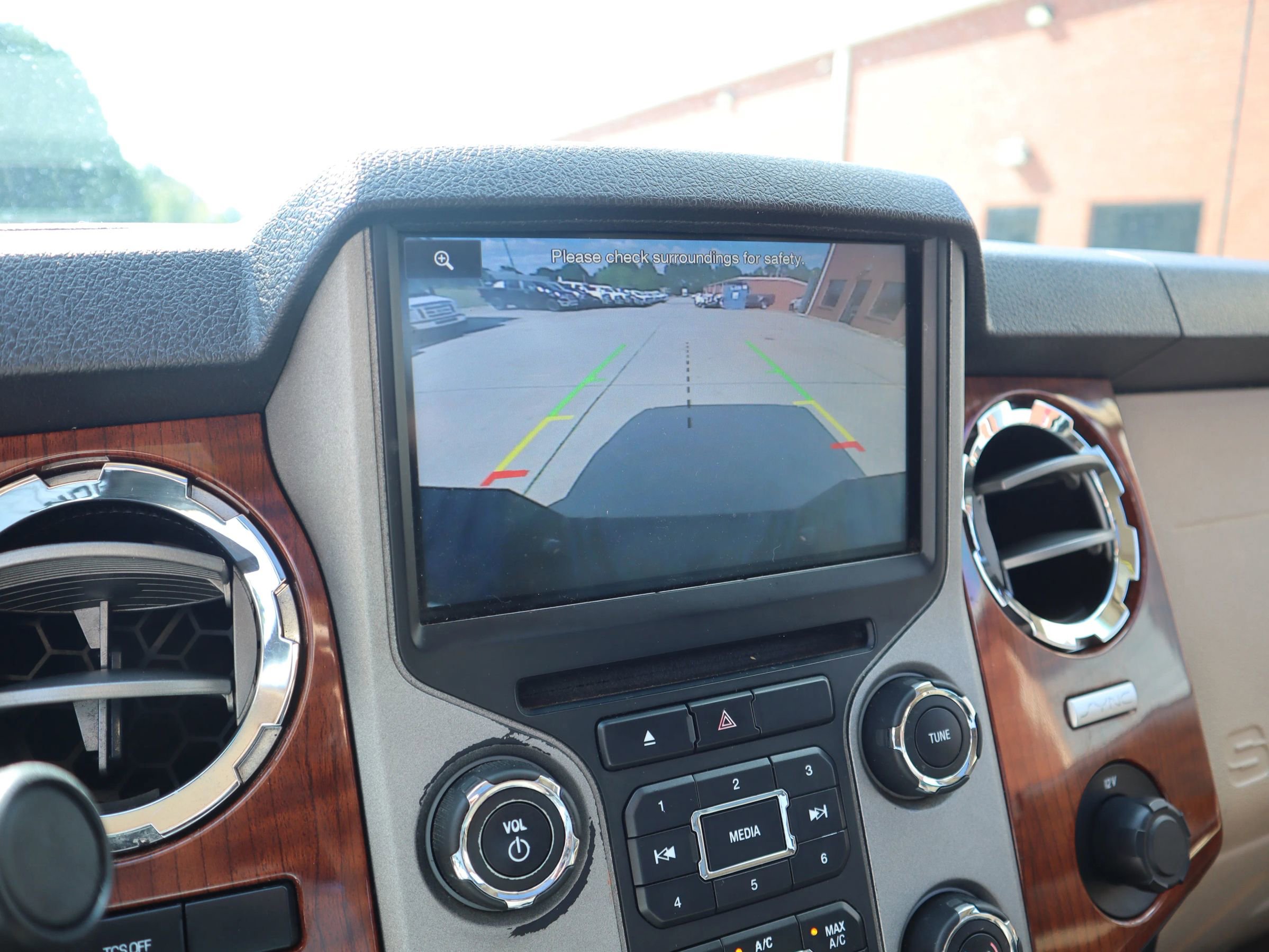 Used 2015 Ford F350 King Ranch w/ King Ranch w/Chrome Package image 18