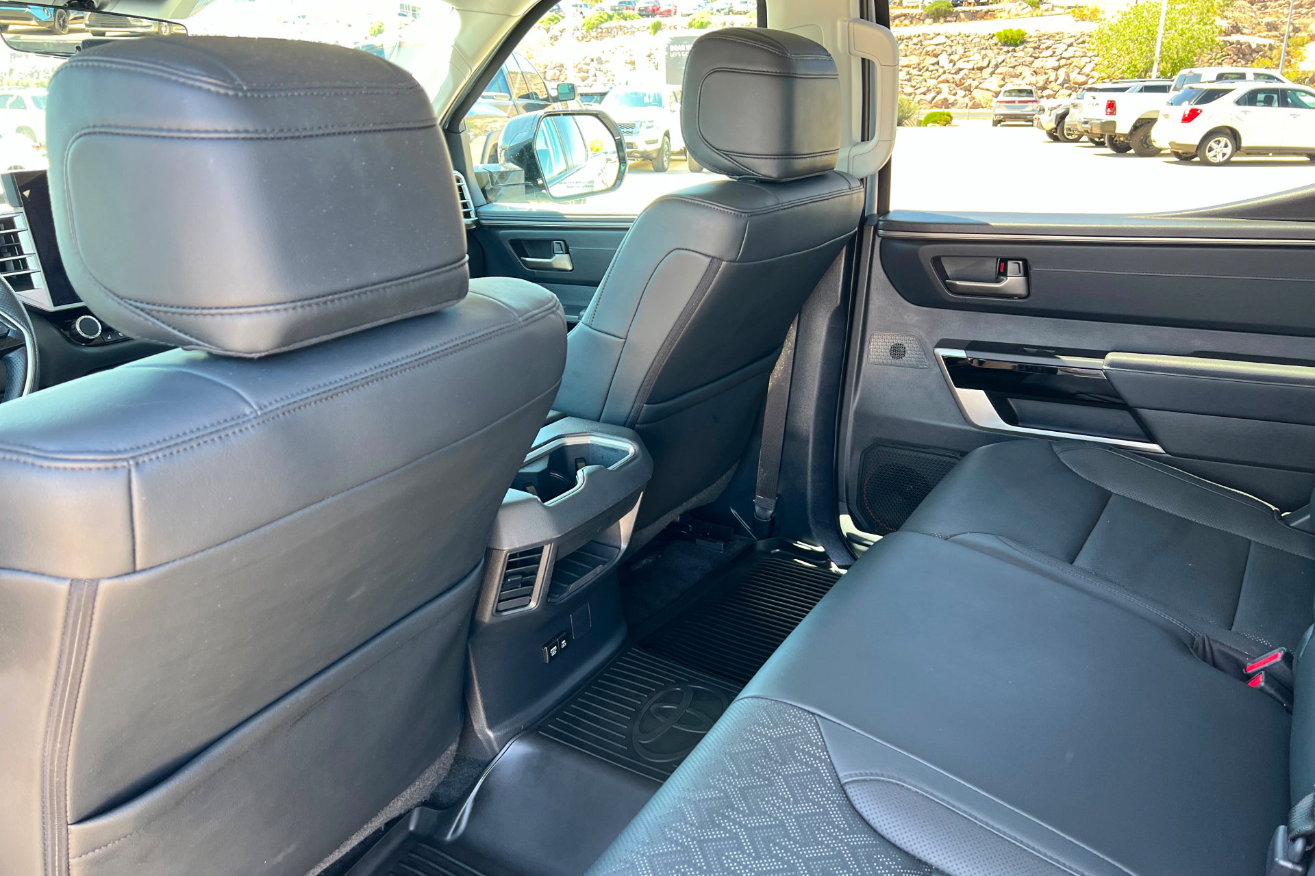 Used 2024 Toyota Tundra Limited AWD/4WD image 20