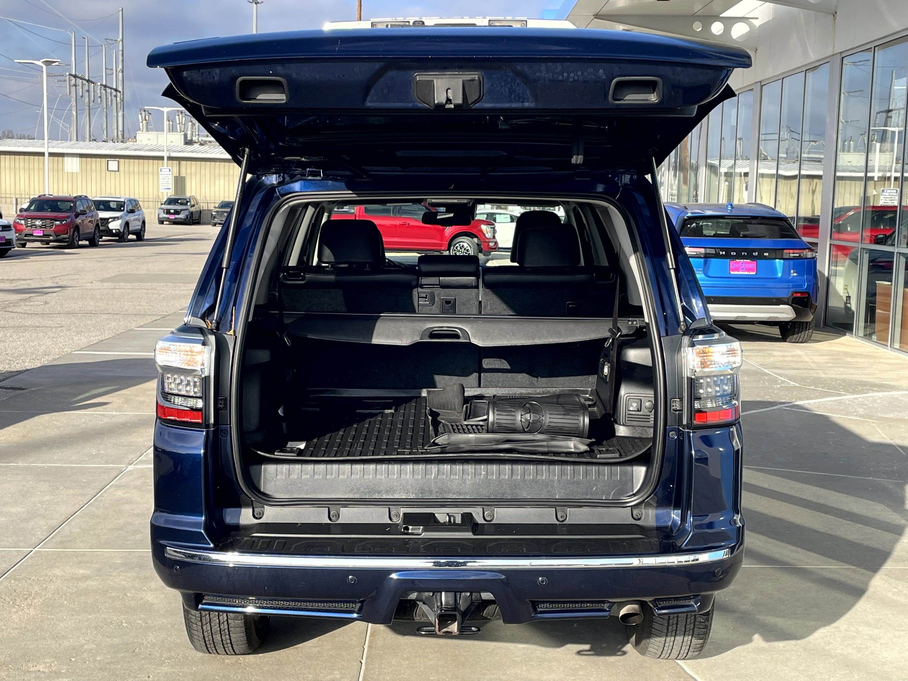 Used 2022 Toyota 4Runner Limited image 8