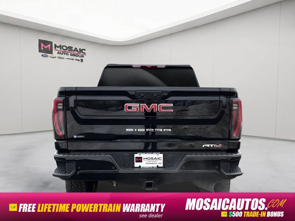 Used 2025 GMC Sierra 2500 AT4 AWD/4WD image 4