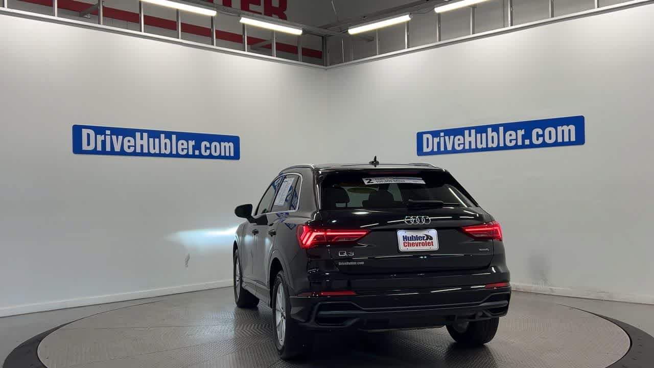 Used 2021 Audi Q3 2.0T Premium w/ Convenience Package AWD/4WD image 9