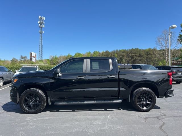Used 2024 Chevrolet Silverado 1500 Custom w/ Turbomax Blackout Package image 10