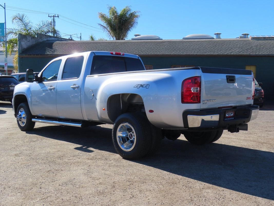 Used 2010 GMC Sierra 3500 SLT w/ SLT Convenience Package image 3