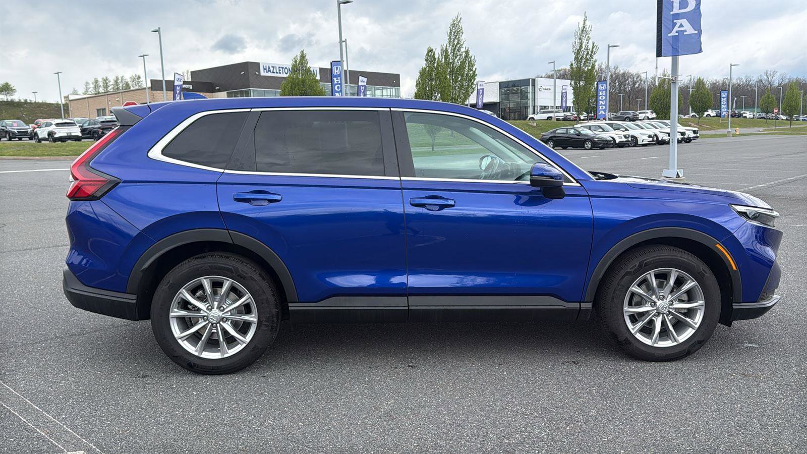 Used 2023 Honda CR-V EX-L image 4
