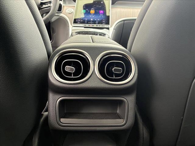 Certified 2026 Mercedes-Benz GLC 300 4MATIC image 19