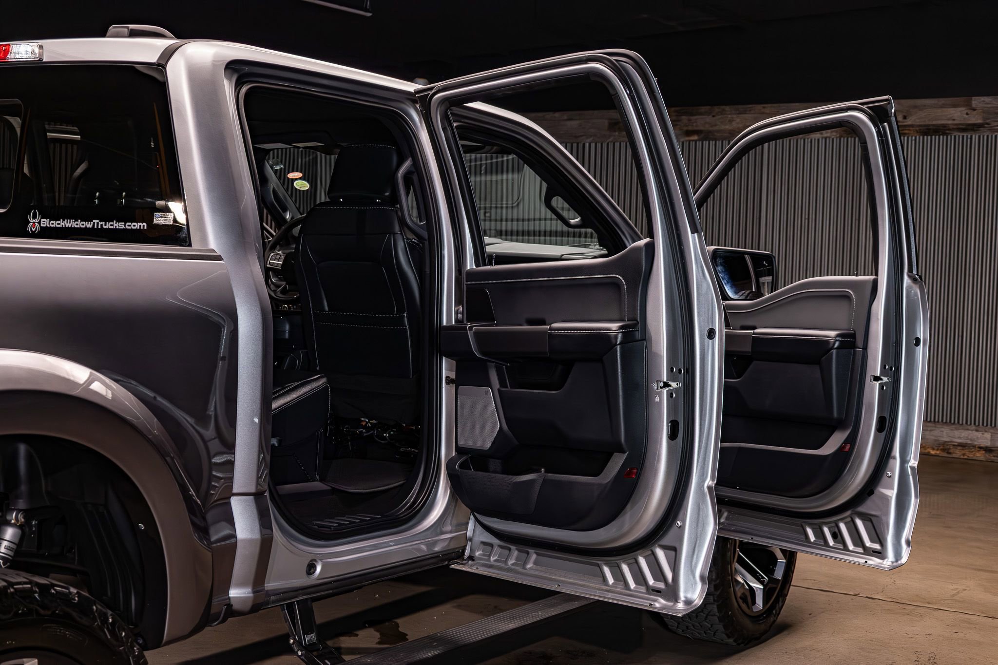 Used 2024 Ford F150 XLT w/ Equipment Group 303A High image 29