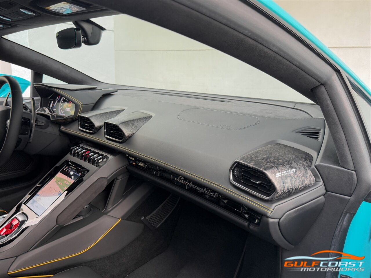 Used 2021 Lamborghini Huracan EVO RWD image 37