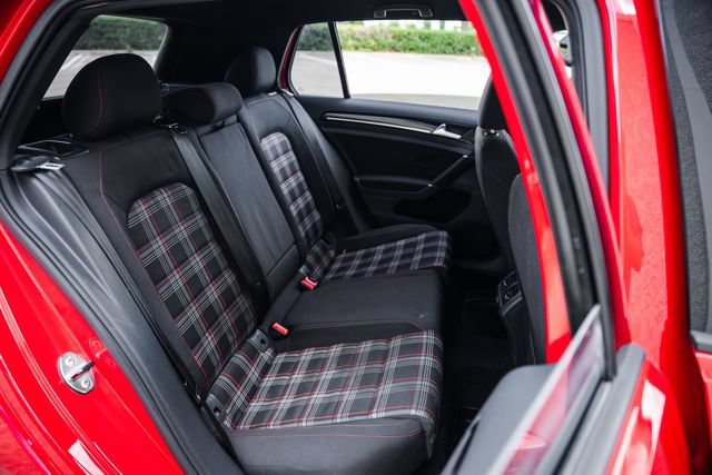 Used 2015 Volkswagen GTI S FWD image 65