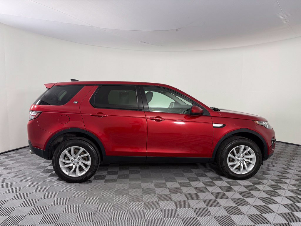 Used 2019 Land Rover Discovery Sport HSE AWD/4WD image 9