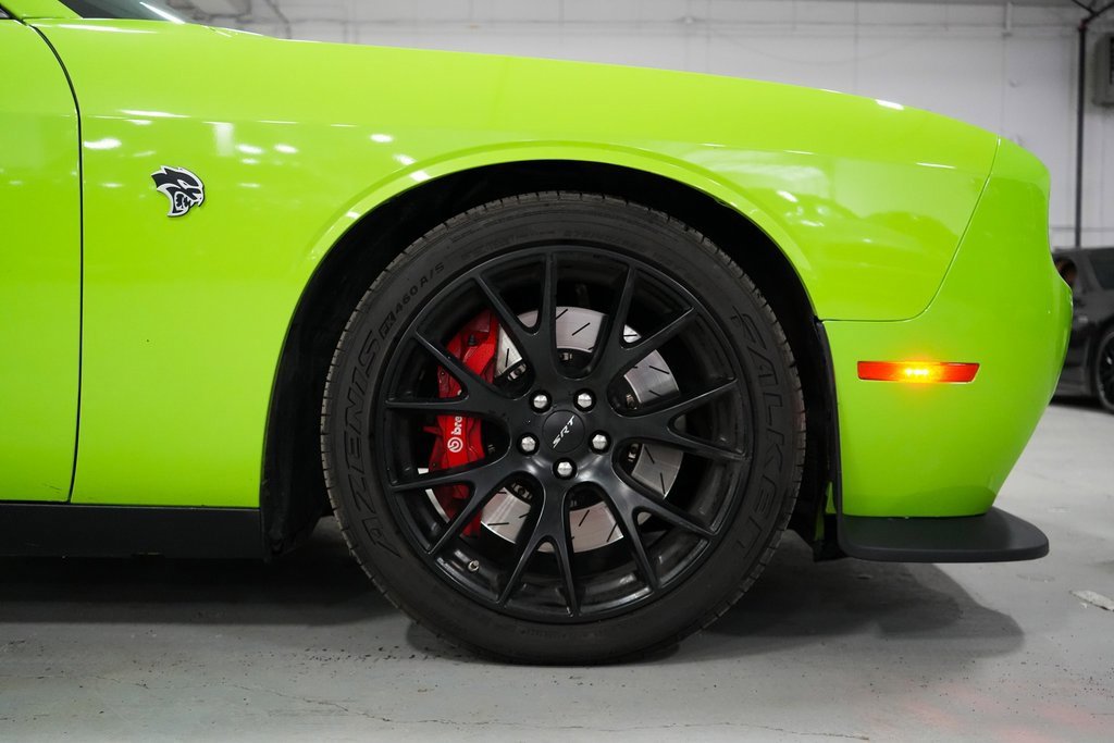Used 2015 Dodge Challenger SRT Hellcat image 30