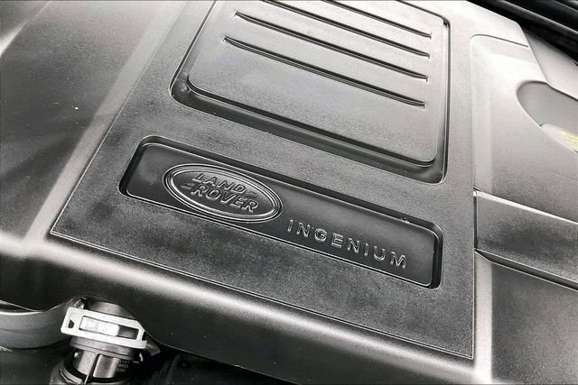 Used 2025 Land Rover Range Rover Velar Dynamic SE image 35