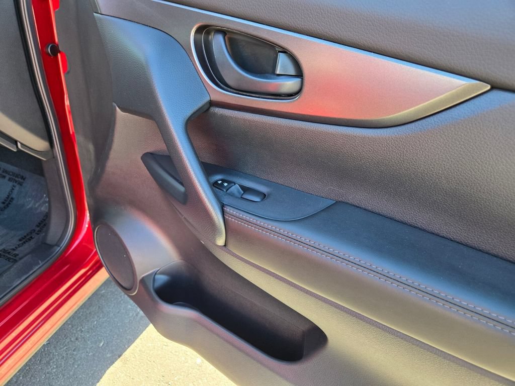 Certified 2022 Nissan Rogue Sport S AWD/4WD image 24
