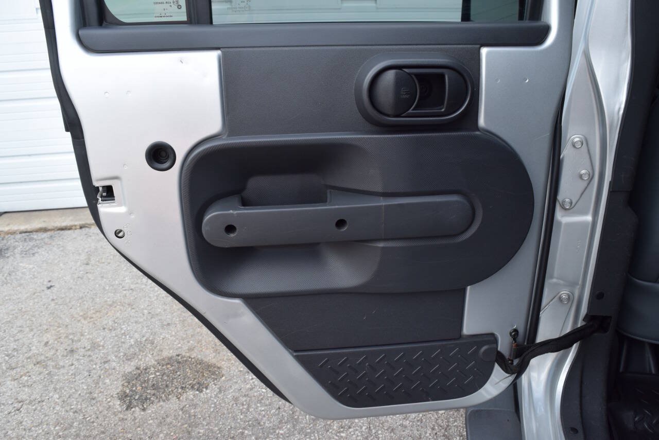 Used 2010 Jeep Wrangler Unlimited Sahara w/ Trailer Tow Group AWD/4WD image 46