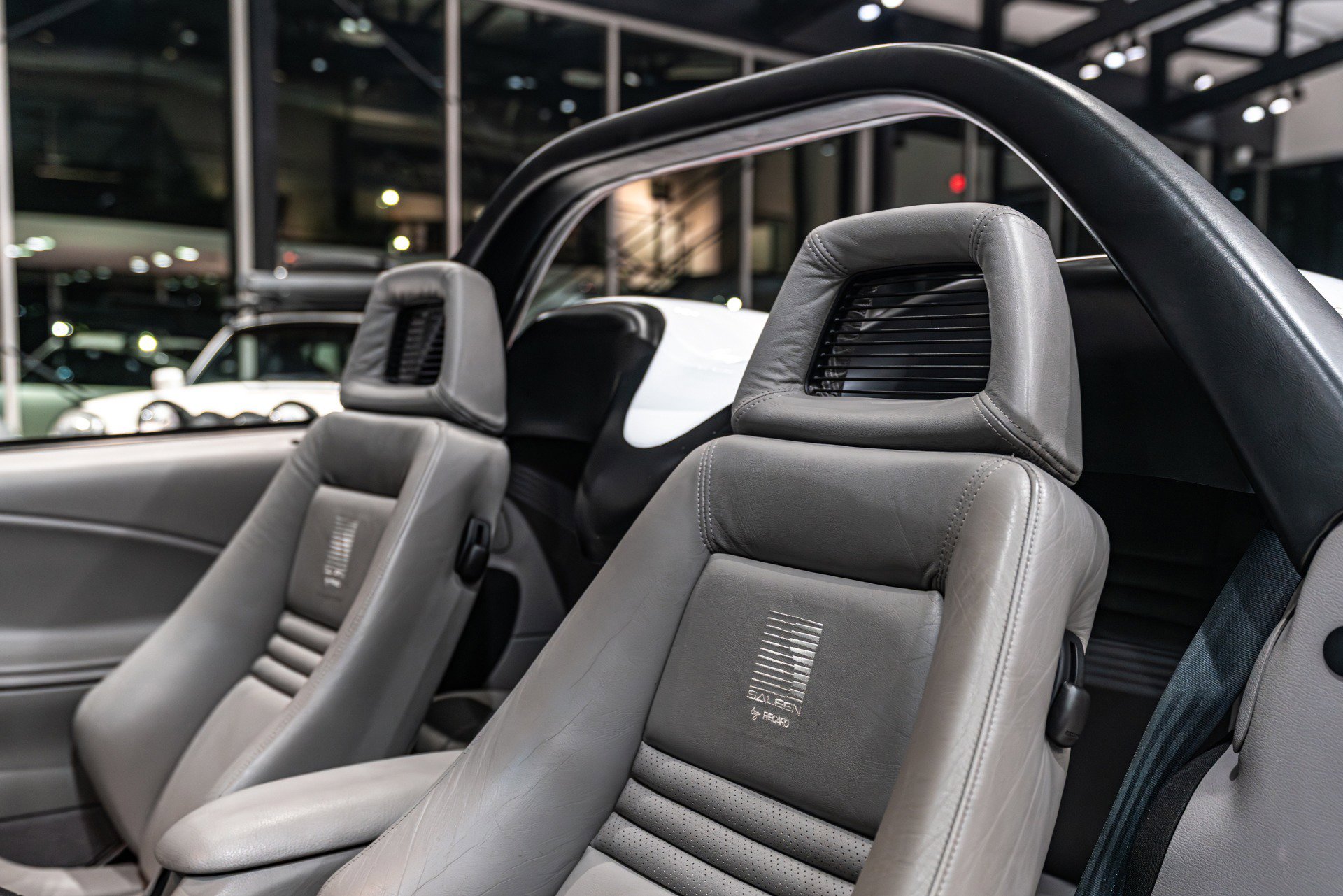 Used 1997 Ford Mustang Convertible image 19