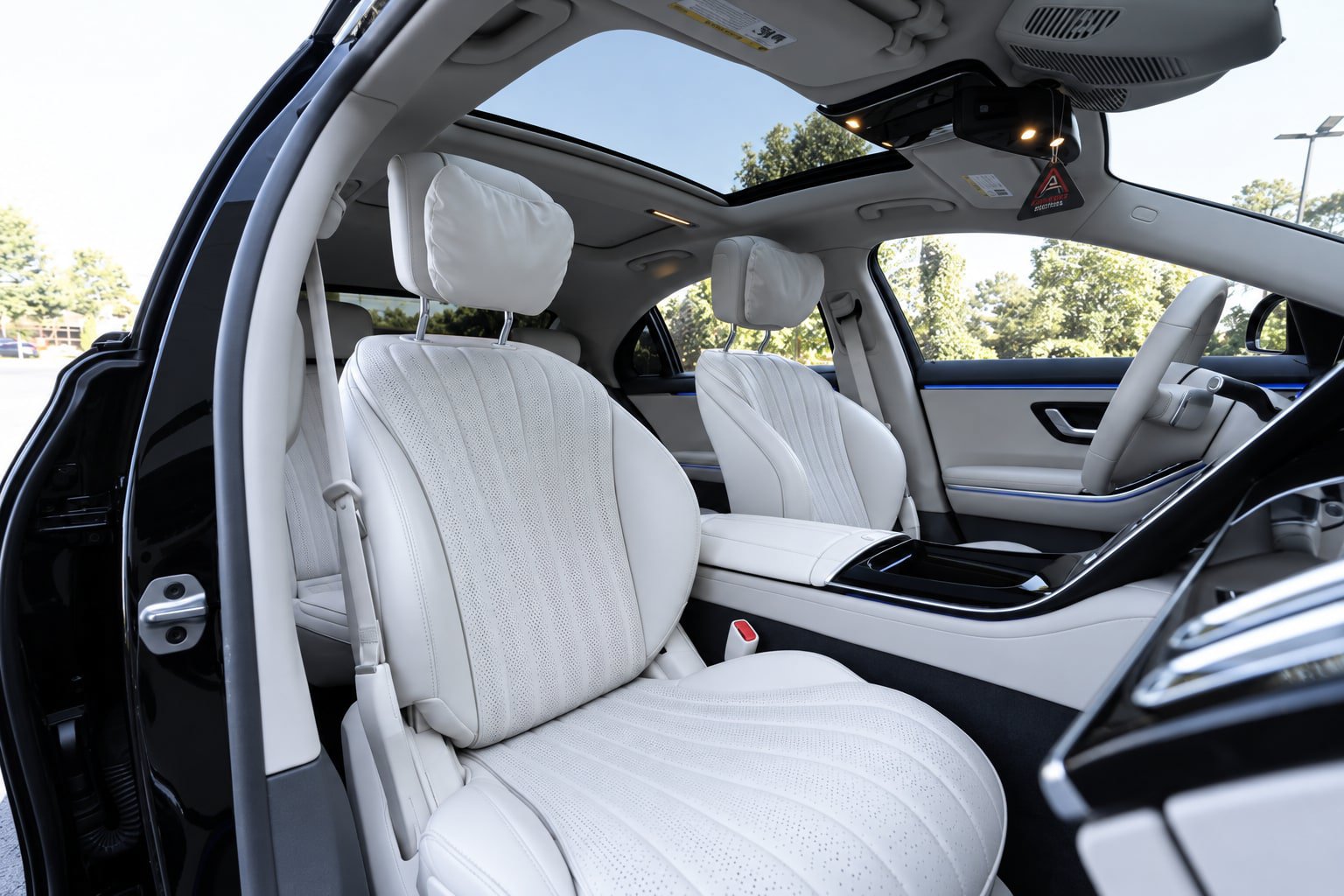 Used 2023 Mercedes-Benz S 500 4MATIC image 22
