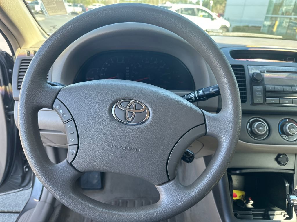 Used 2005 Toyota Camry LE FWD image 14