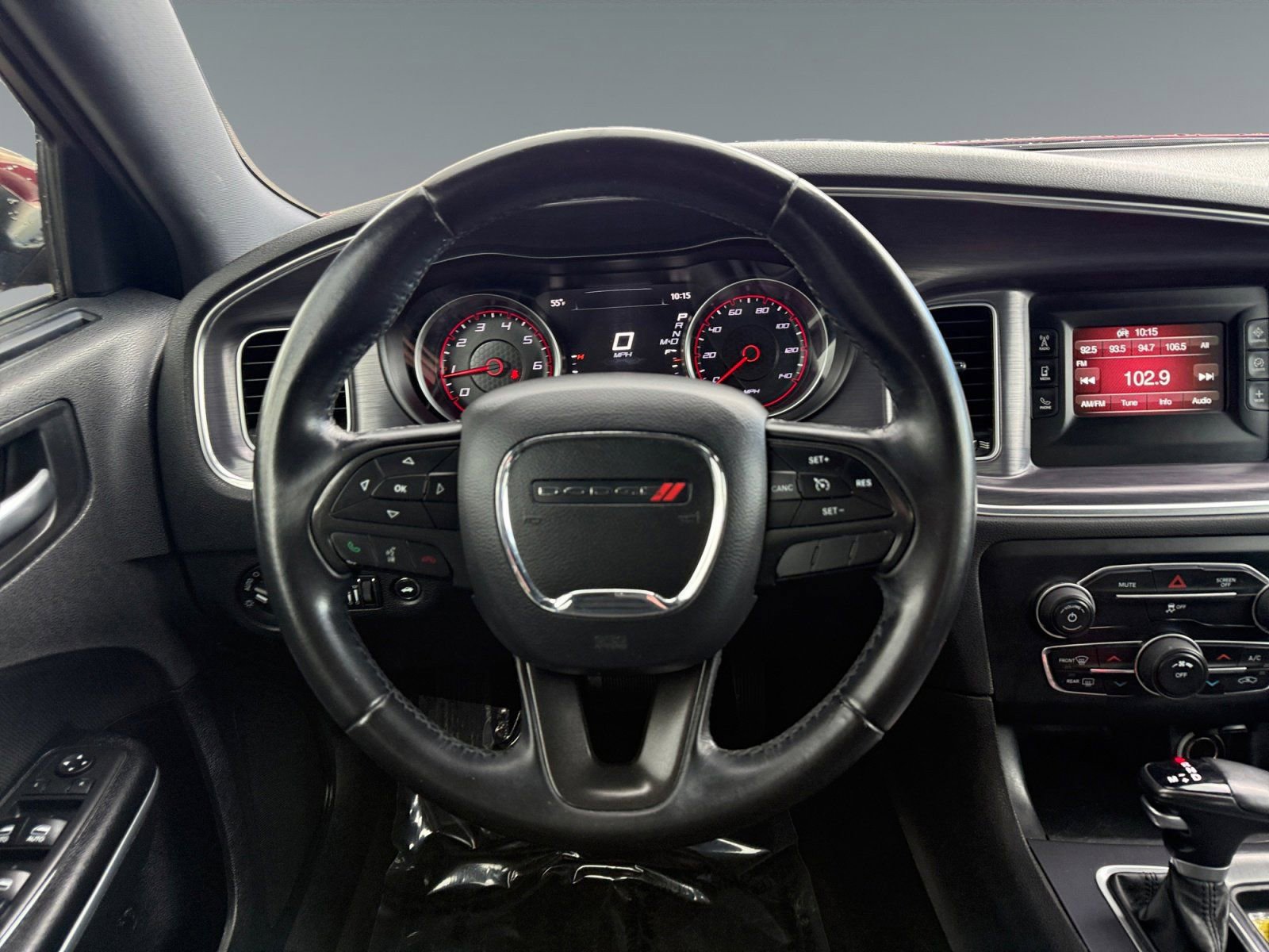 Used 2017 Dodge Charger SE RWD image 17