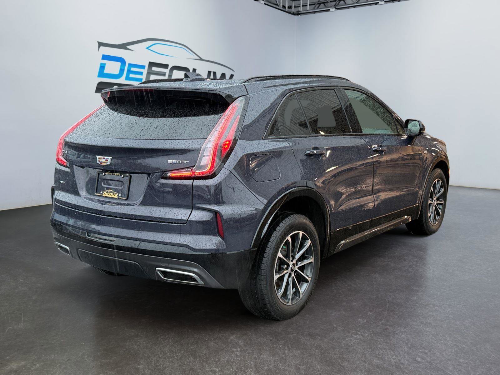 Used 2024 Cadillac XT4 Sport AWD/4WD image 3