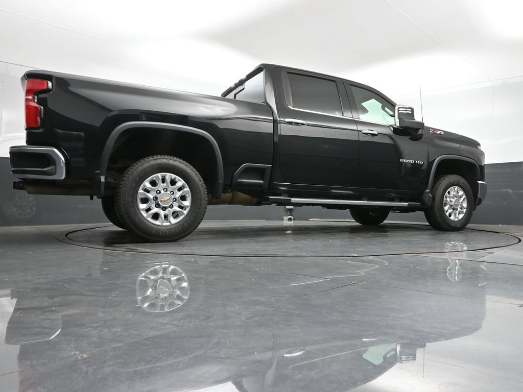 Used 2024 Chevrolet Silverado 2500 LTZ w/ LTZ Convenience Package AWD/4WD image 41